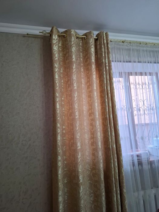 Продам карниз и шторы с тюль