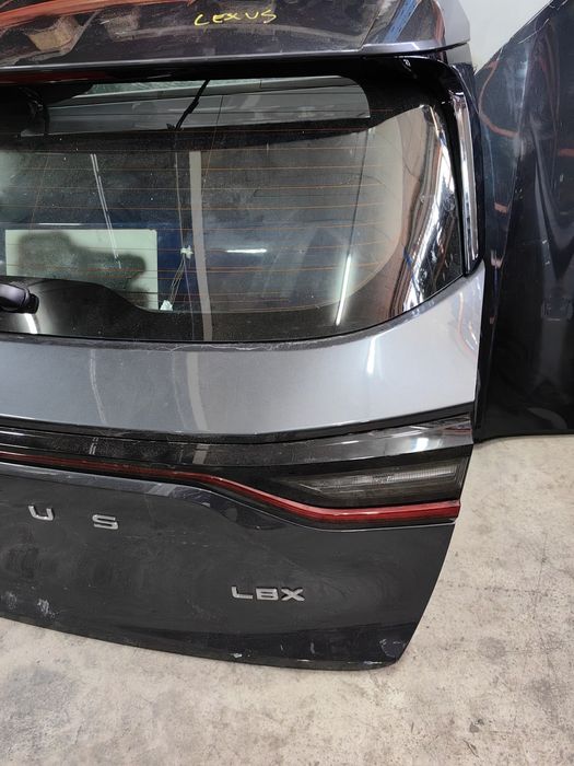 Багажник врата Lexus LBX 2025 / Лексус ЛБХ 2025г