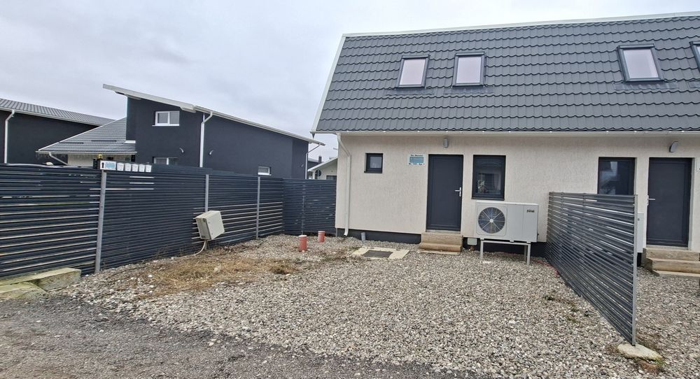 De vânzare – Casă Duplex , Izvor – Tărlungeni (Valea cu Flori 8)