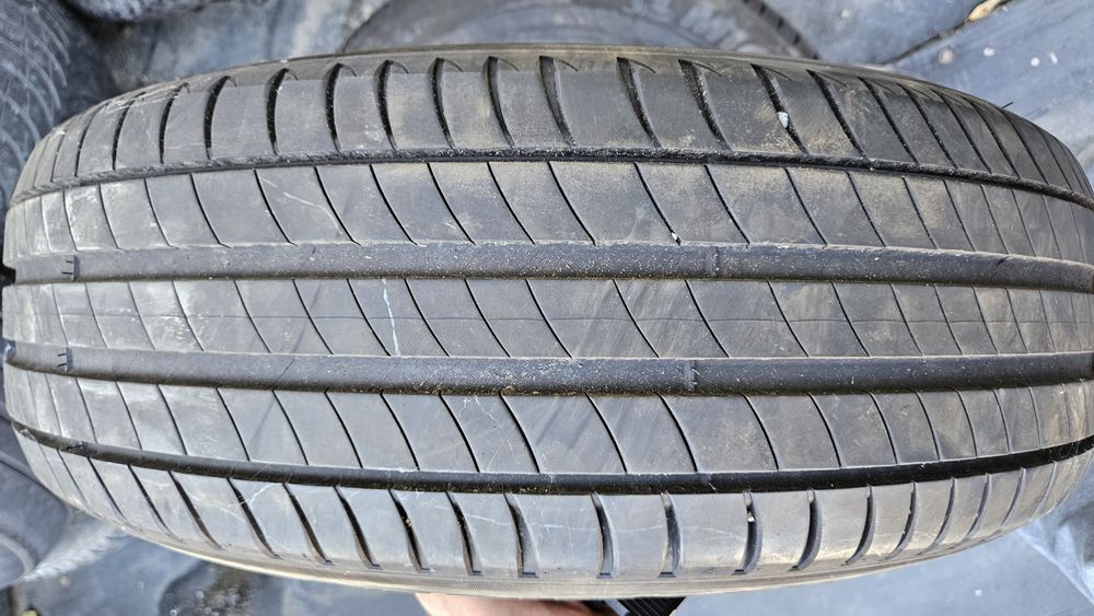 Гуми 215 65 16 мишелин дот 21