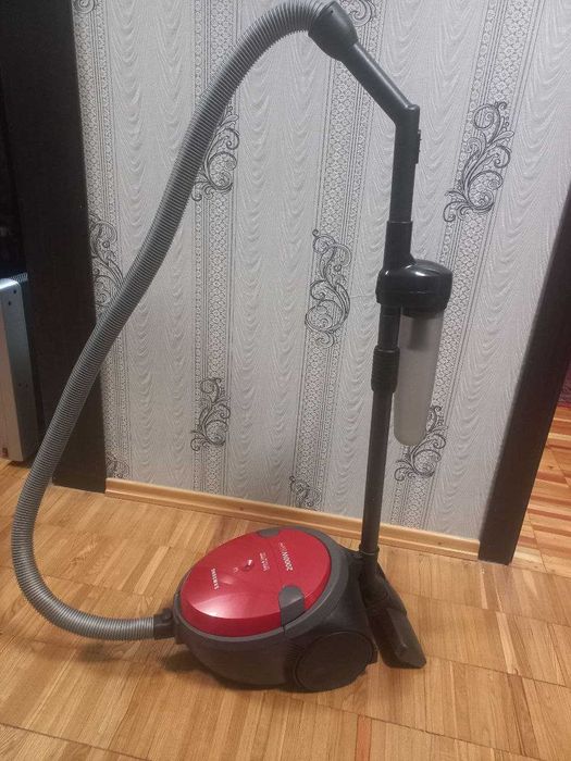 Продам пылесос Samsung 2000w в идеальном состоянии