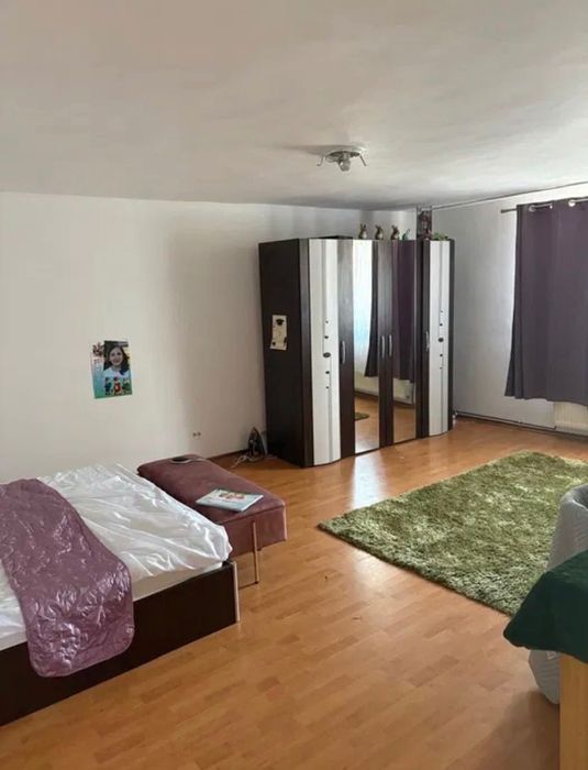 Casă spațioasă 400 mp | Teren 1200 mp | 7 Dormitoare | Focșani - Mândrești Munteni (Ideală Locuință sau Oportunitate Business / Pensiune)