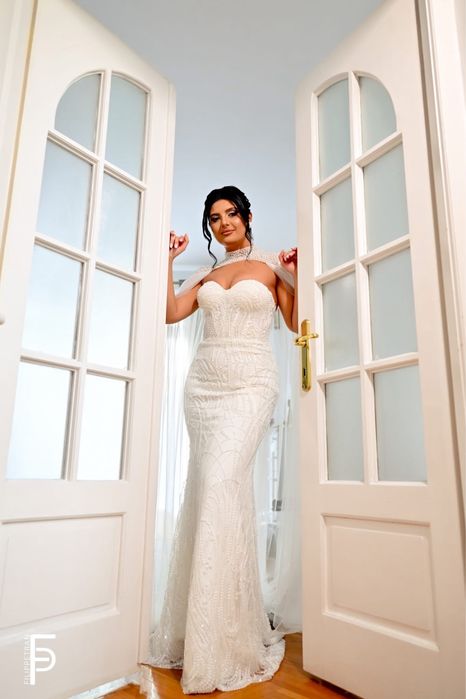 Rochie mireasa sirena