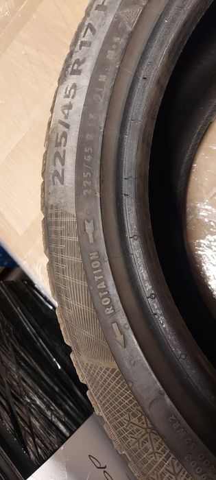 Зимни гуми 225/45 R17H