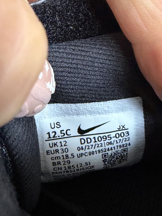 Оригинални юношески маратонки Nike Revolution 6! 30 н