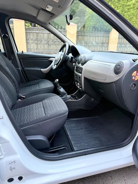 Dacia Logan 1.4 mpi 71.500 km  Proprietar