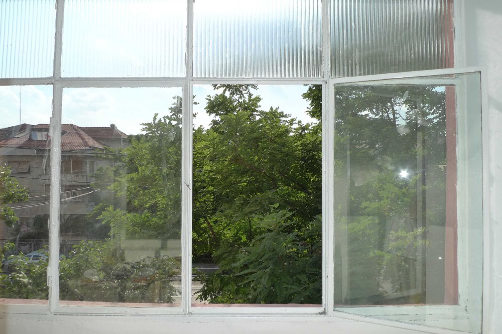 Proprietar inchiriez ap. 2 camere, Spital Judetean, centrala, aer cond