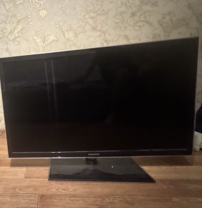 Телевизор samsung