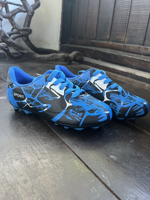 Детски бутонки (36 Номер)