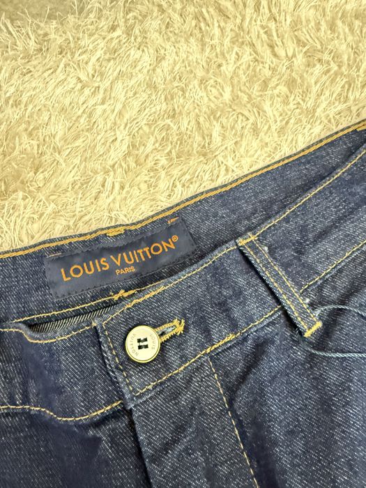 Blugi scurti Louis Vuitton colectie noua vara 2026