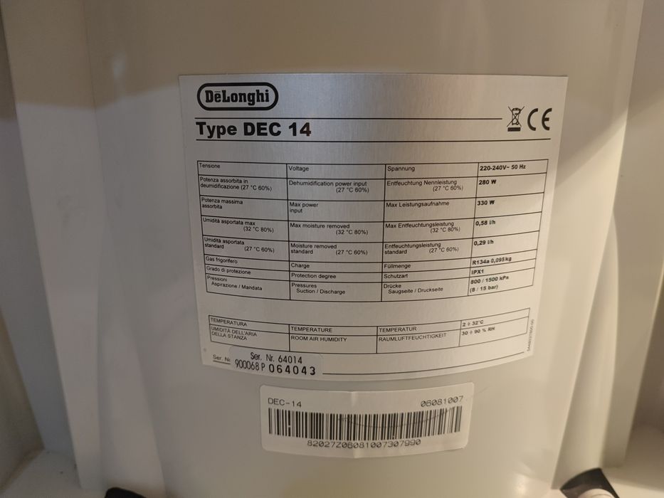 Dezumidificator Delonghi Dec 14 randament 14 L la 24 h