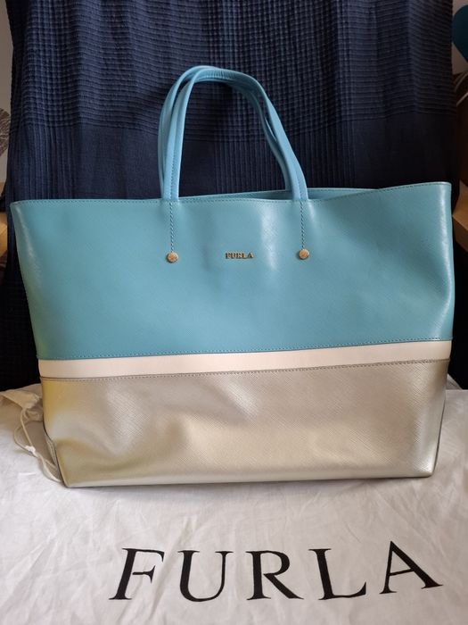 Дамска чанта от естествена кожа с ефект сафиано Furla