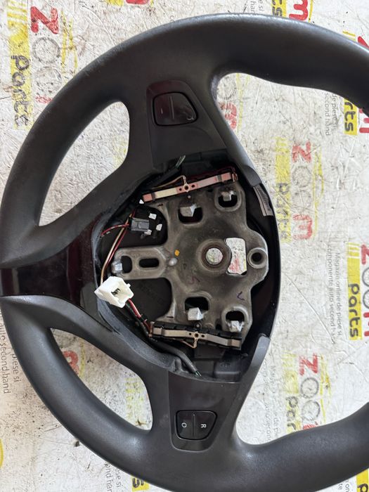 Volan cu comenzi Renault Clio 4 2013-2020