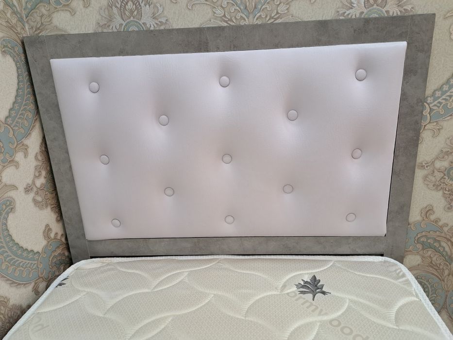 Продаётся кровать