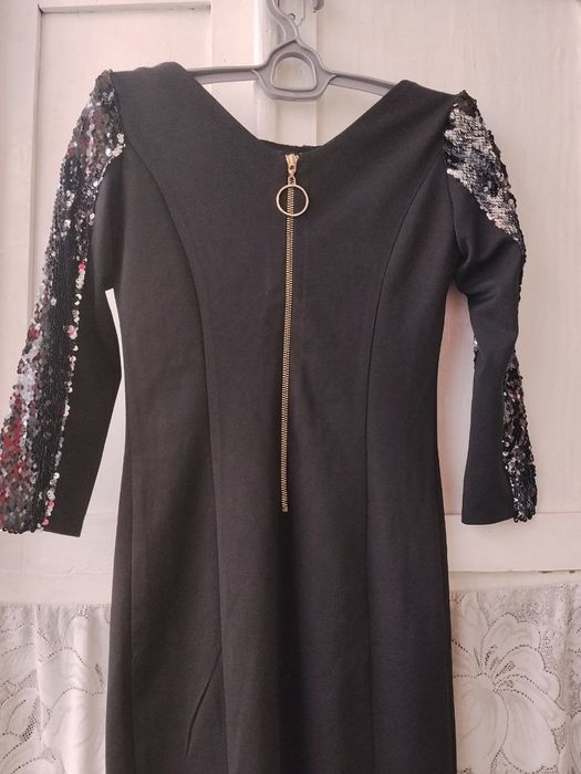 Вечернее Чёрное Платье с Паетками