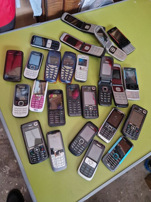 Telefon Nokia cu incarcator original