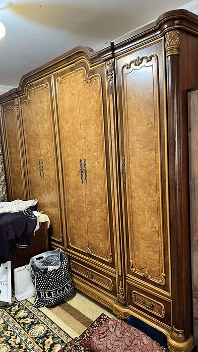 Сырочно продаётся комплект спальный