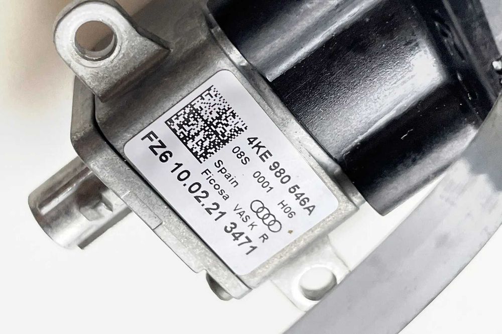 Дясно огледало / виртуална камера Audi Etron 50 55 Quattro 4KE980546A