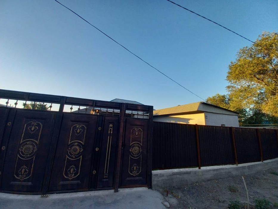 СРОЧНО. Тез арада үй сатылады. Дом продается.