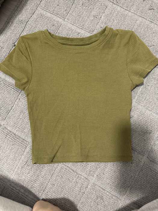 Къси цветни тениски