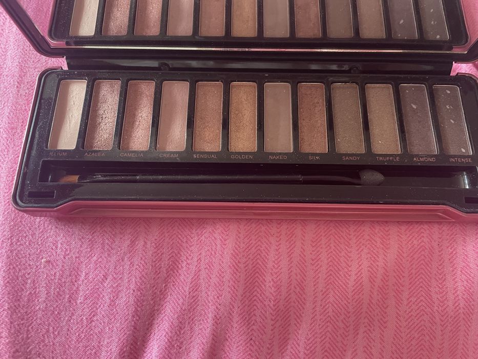 Голям лот козметика