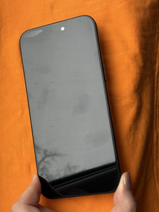 Продается IPhone 16 plus