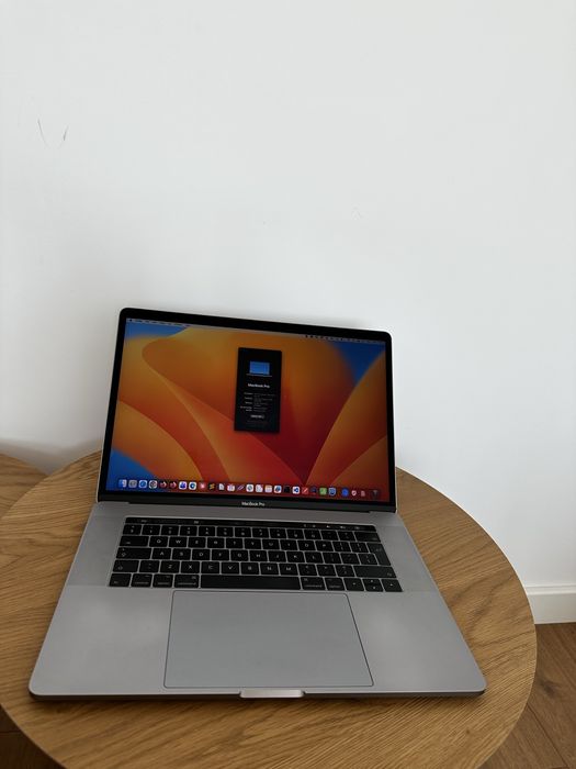 Macbook Pro 15,6 2017 2,8 GHz 16 GB Ram
