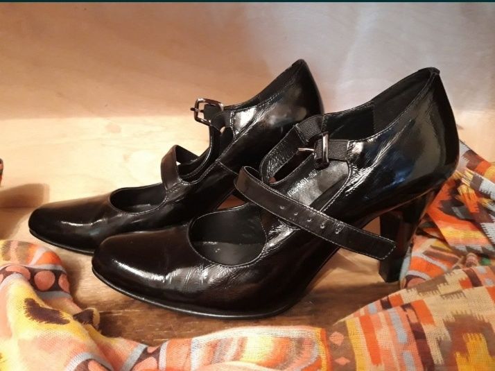 Туфли элегантные 36р