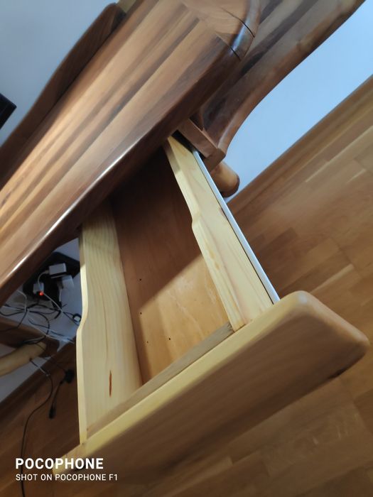 Бюро Плот с рафтове от орех масив