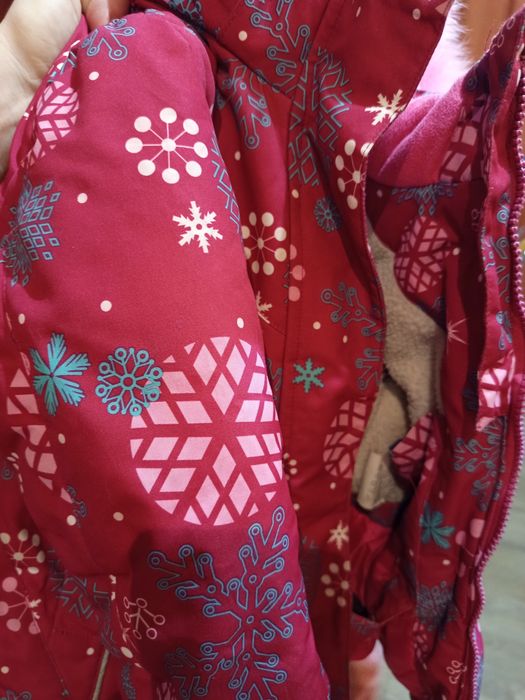 Зимний костюм на девочку