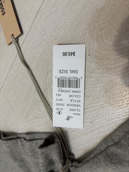 Tricou Essentials gri