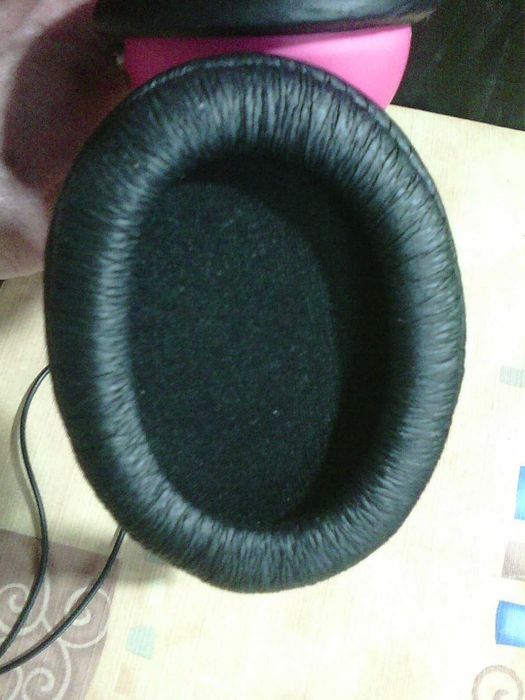 Слушалки  за компютър  3, 5 mm. Цена 15 лв.