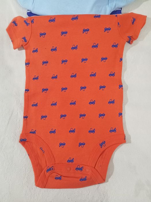 Новые фирменные боди для мальчиков