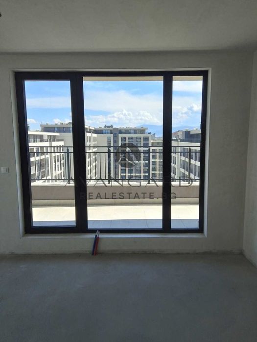 Продава се Двустаен апартамент в Пловдив, Тракия - 100 кв.м за 1330 €/кв.м - Снимка #2