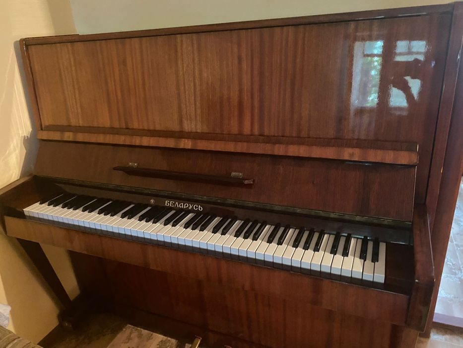 Продаю пианино "Беларусь ". г. Костанай.