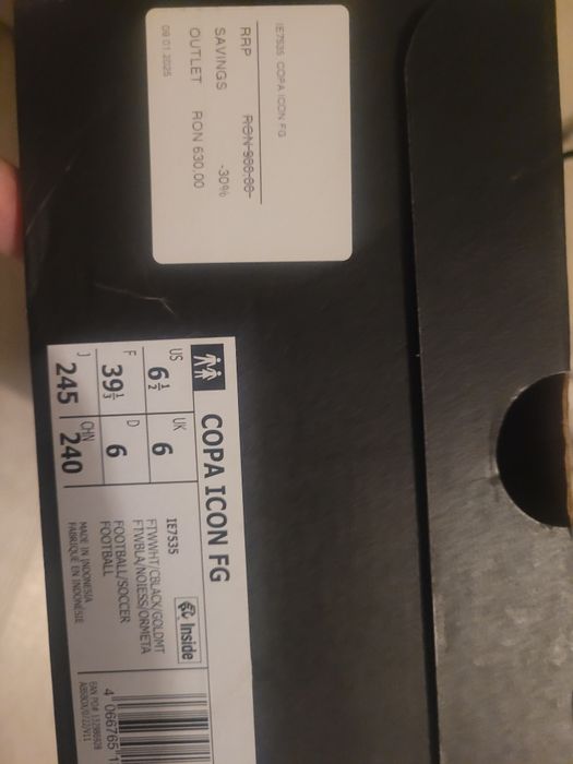 Ghete fotbal adidas ,Nike