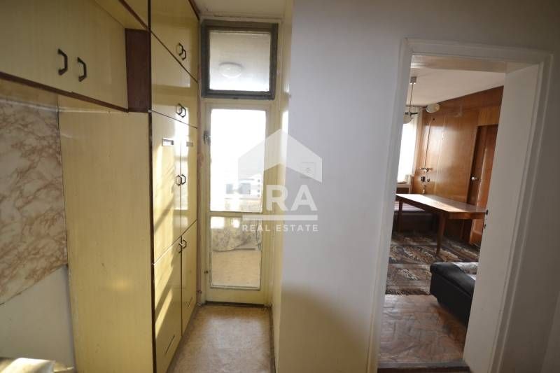 Слънчев апартамент с четири спални