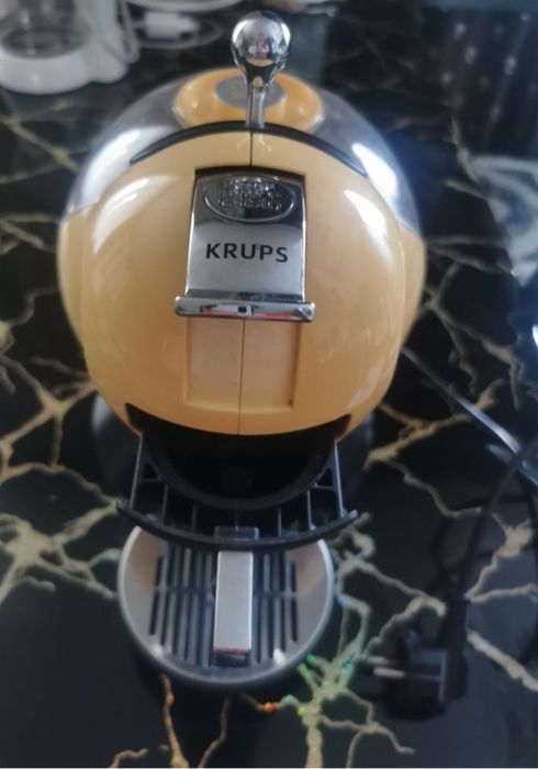 Капсульная кофемашина NESCAFE Dolce Gusto