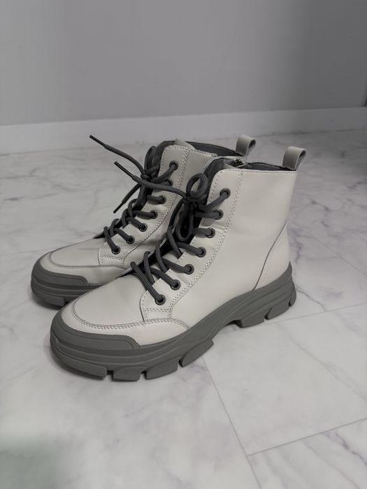 Осенние ботинки 40р