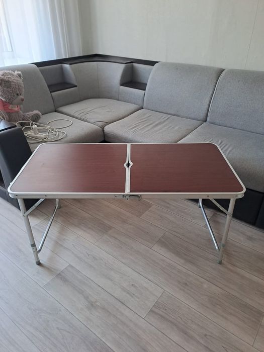 Столик туристический в хорошем состоянии