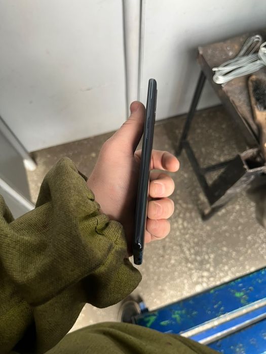Обмен не айфон 11 или хр