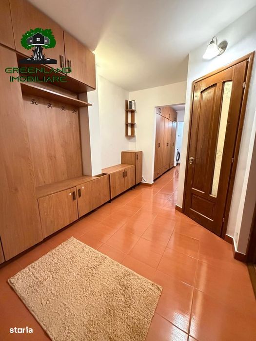 Apartament 3 camere, 2 bai, DECOMANDAT, gradina, Nicolina-prima statie