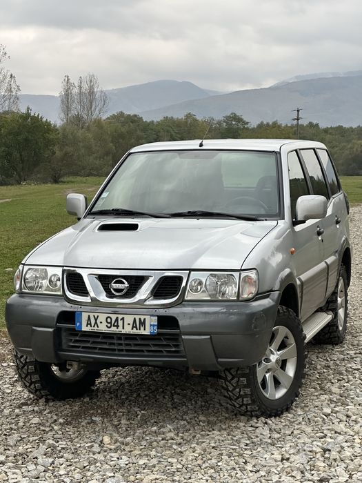 Nissan Terrano 2.       2005 4x4