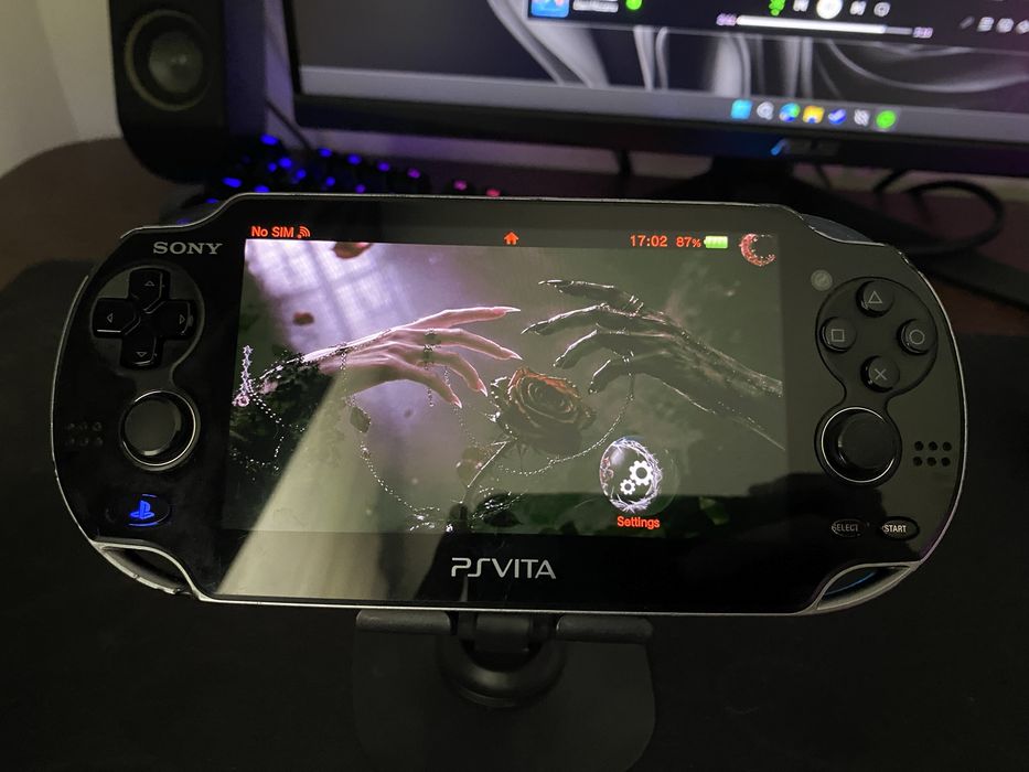 PS Vita OLED PCH-1103 3G/Wi-Fi – Model 1000 – Crystal Black
