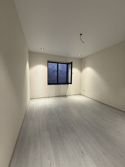 Срочно продаётся 1-сотик 4-комн участка в Сергели Ханабад