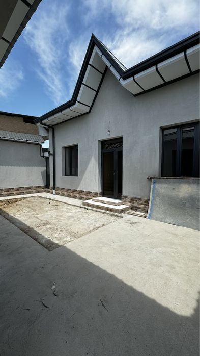 Nazarbekda 2 ta yonma-yon honadon