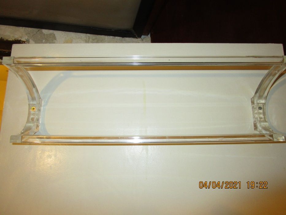 закачалка за хавлии - пластмасова