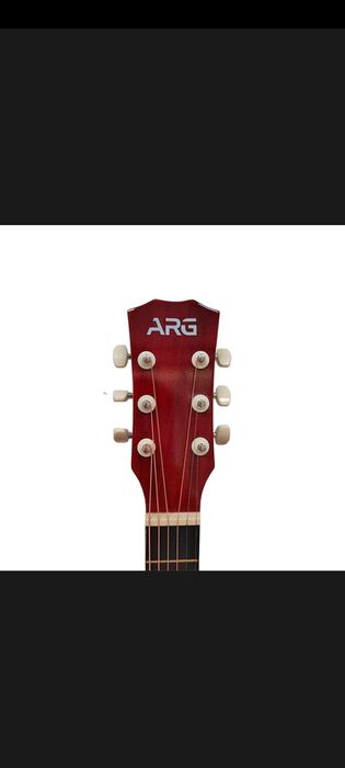 Гитара сатылады срочна!!!