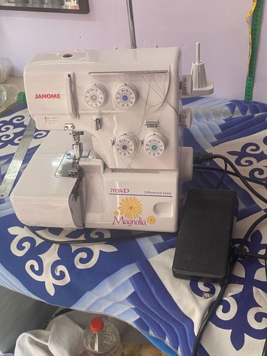 Продам Оверлок, новый