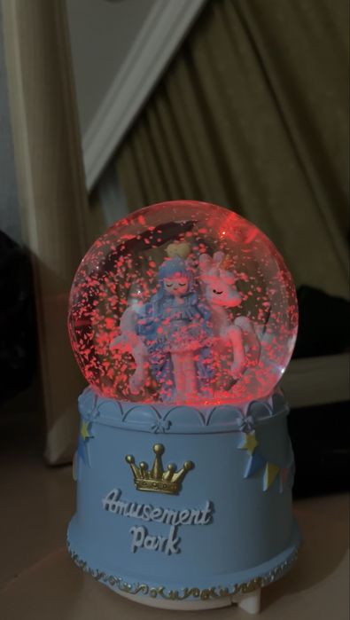 Музыкальный стеклянный шар